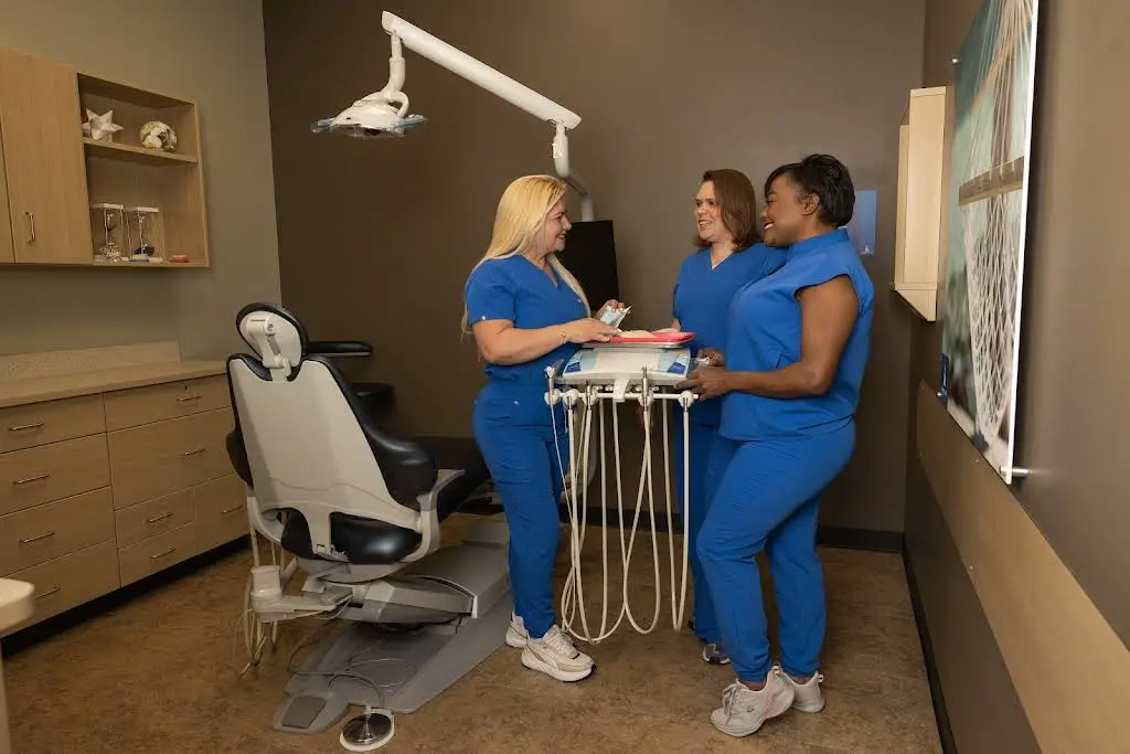 Aspen Dental - Professional dental clinic exterior with modern facilities