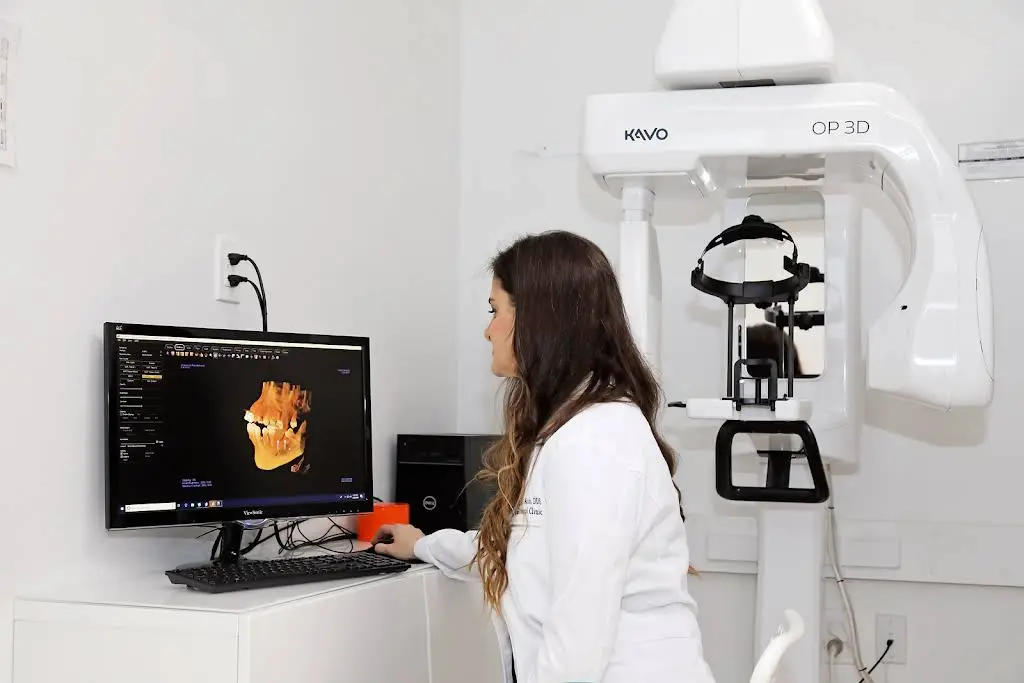 Sonrisas Dental Miami - Dr Viviana Waich DDS