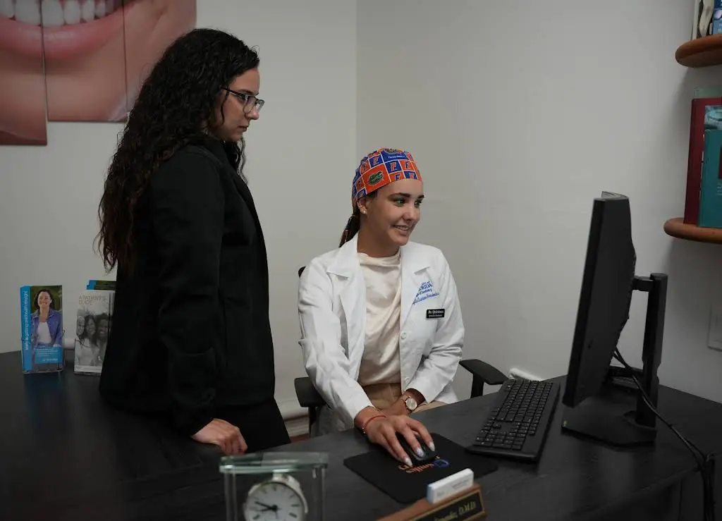 Q Smiles Dentistry