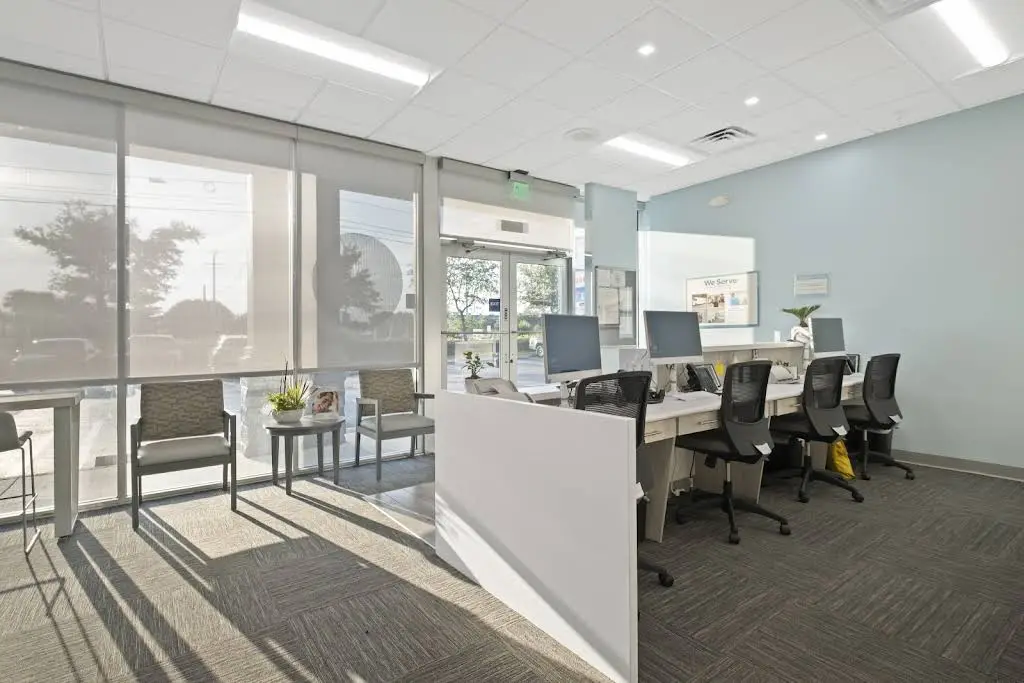 Dentists of Miami Gardens - Professional dental clinic exterior with modern facilities