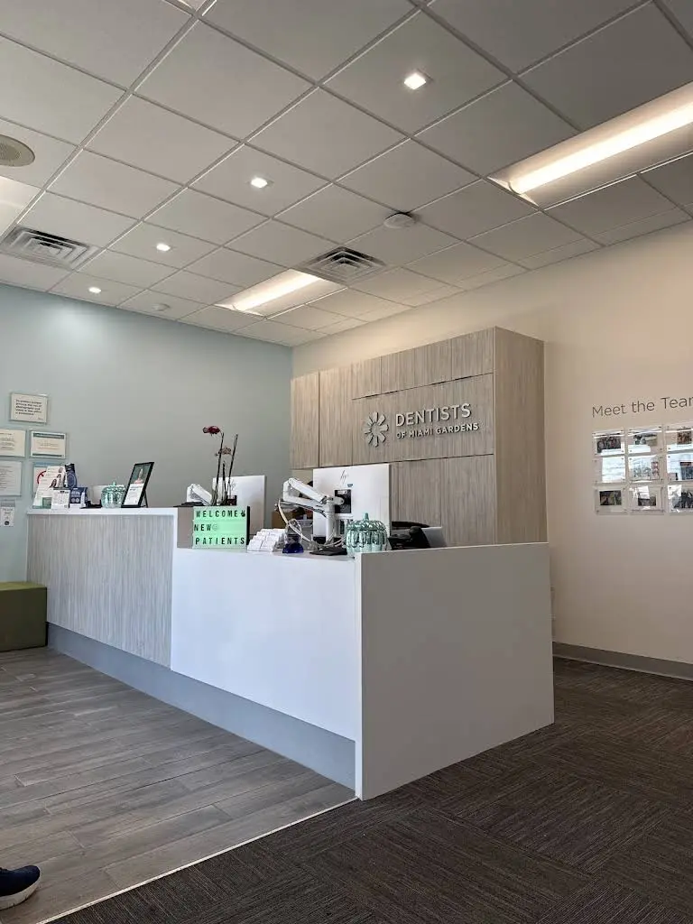 Dentists of Miami Gardens