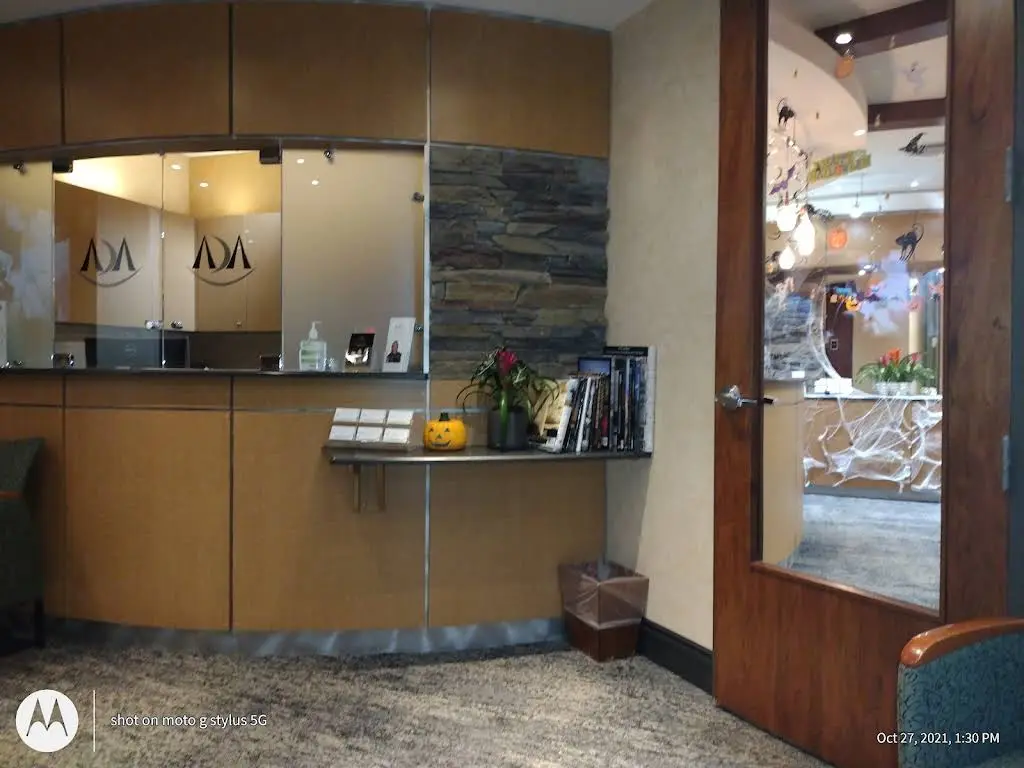 Aventura Dental Arts - Professional dental clinic exterior with modern facilities