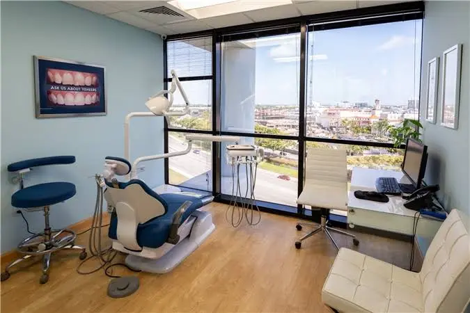 Dental Options - Aventura