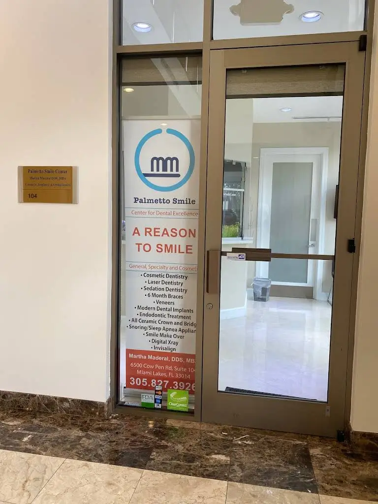 Palmetto Smile Center - Professional dental clinic exterior with modern facilities