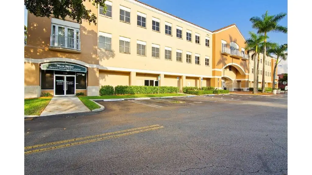 Main Street Orthodontics of Miami Lakes - Professional dental clinic exterior with modern facilities