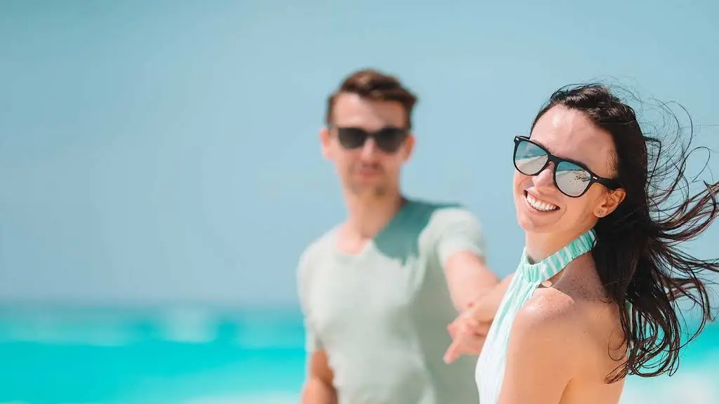 Beach Smile Family Dentistry - Professional dental clinic exterior with modern facilities
