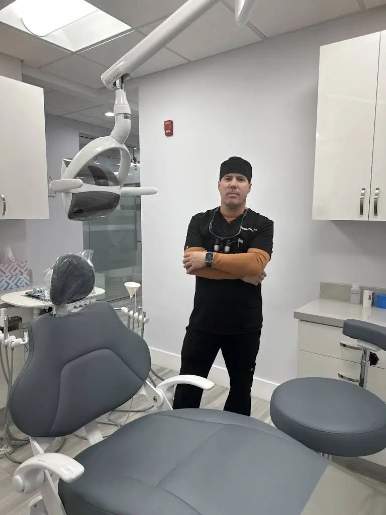 Lakes Dental Group