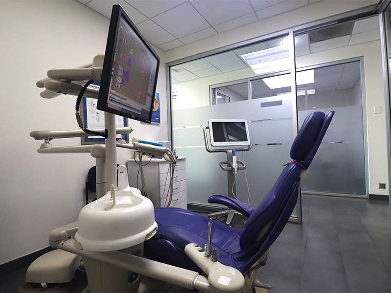 MIA Dental - Professional dental clinic exterior with modern facilities