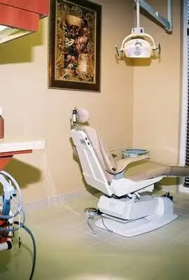 Miami Lakes Periodontal Associates: Robert A. del Castillo, DMD, PA