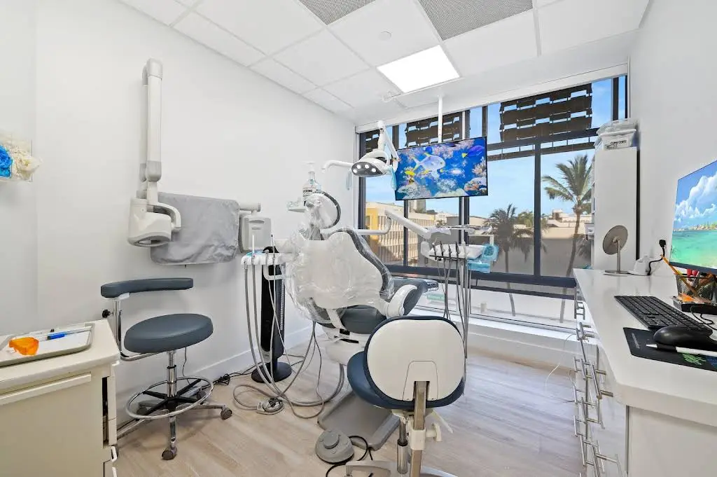 Miami Beach Smiles | Tommy Gaertner, DMD