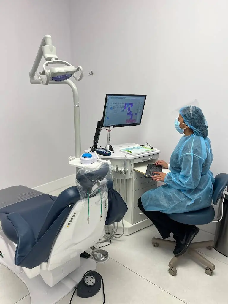 Miami Bay Oral Health - Professional dental clinic exterior with modern facilities