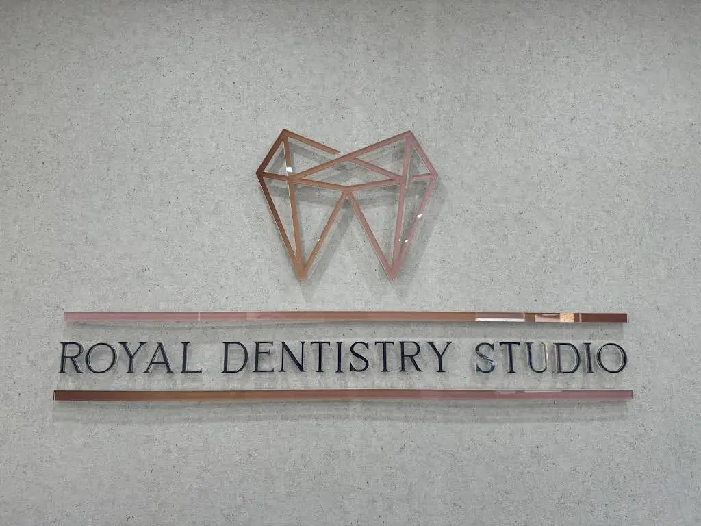 Royal Dentistry Studio