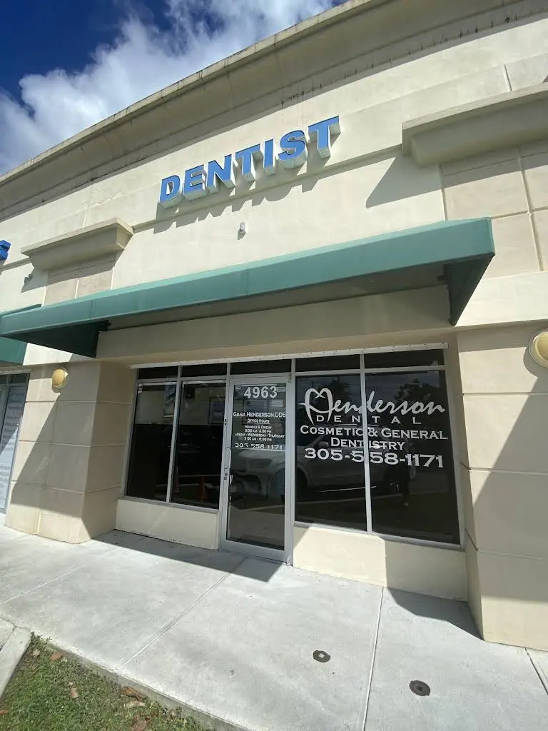 Henderson Dental - Professional dental clinic exterior with modern facilities