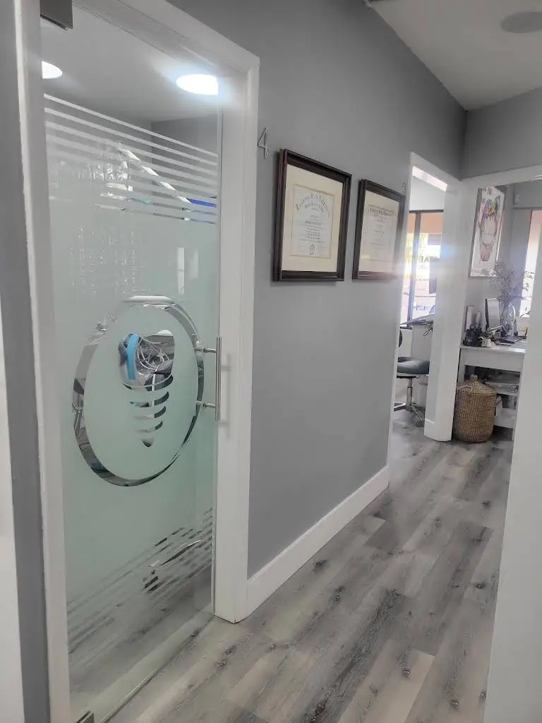 Vento Dental / Dr Yosvany J. Vento DDS,PA