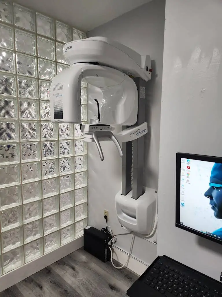 Vento Dental / Dr Yosvany J. Vento DDS,PA