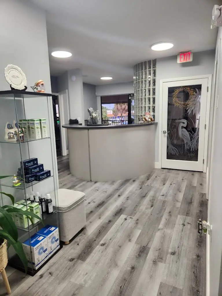 Vento Dental / Dr Yosvany J. Vento DDS,PA