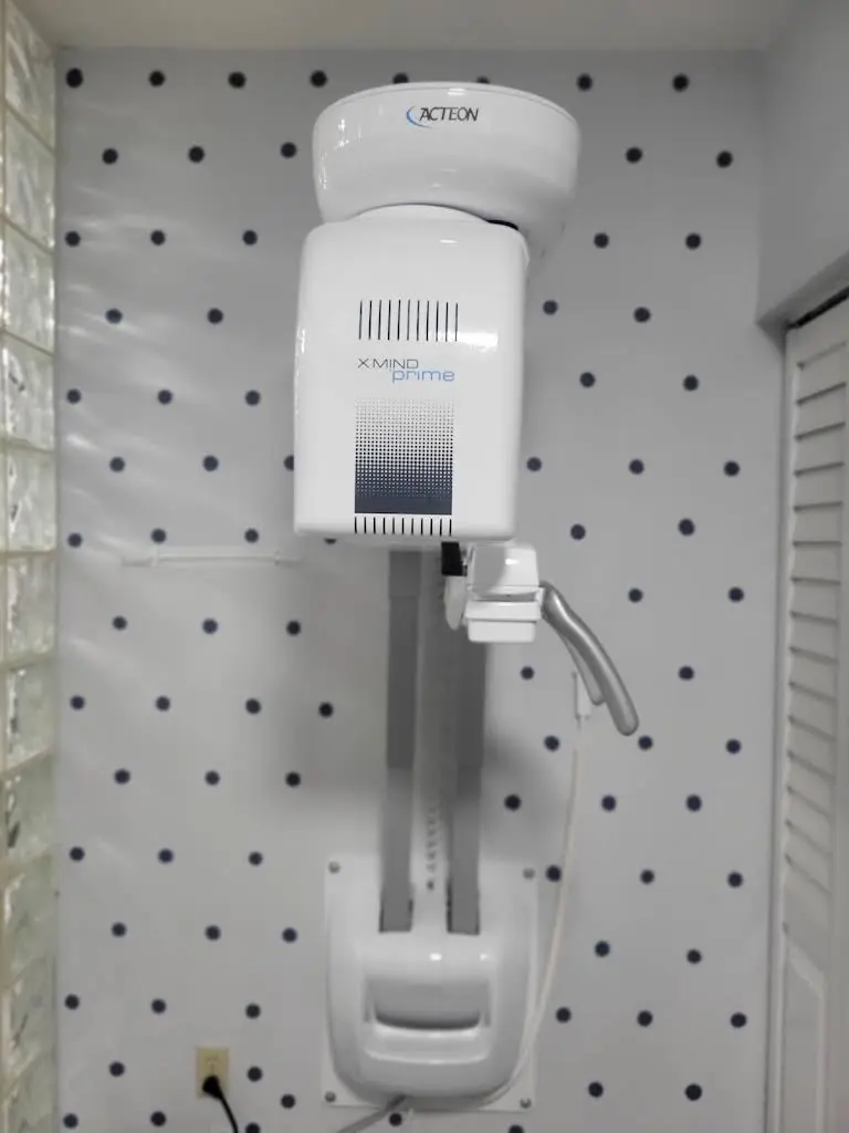 Vento Dental / Dr Yosvany J. Vento DDS,PA