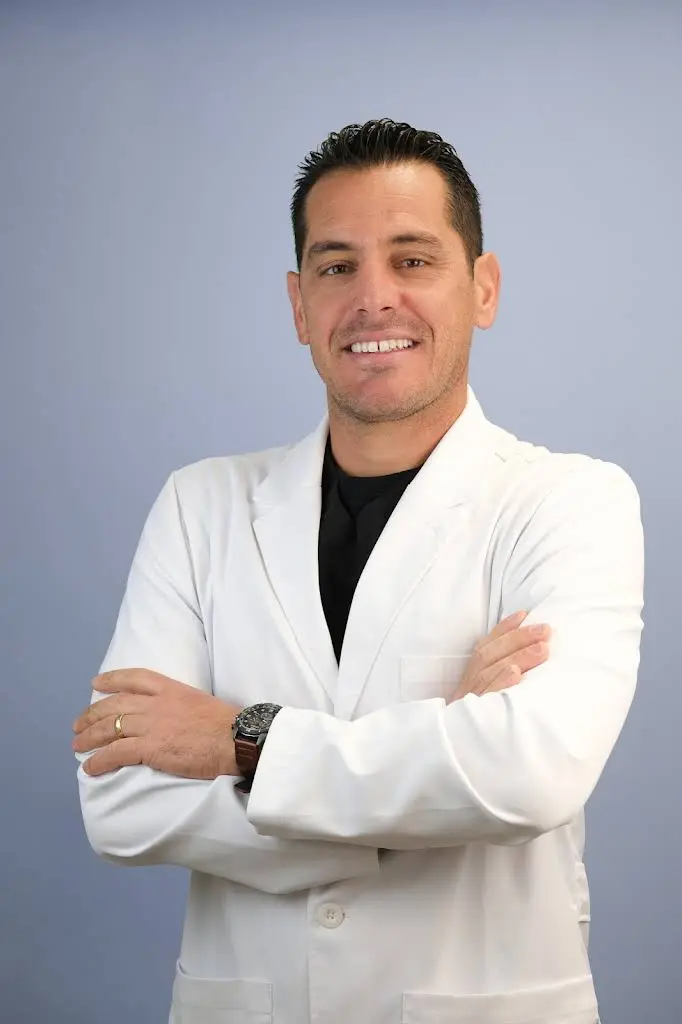 Hialeah City Dental - Professional dental clinic exterior with modern facilities