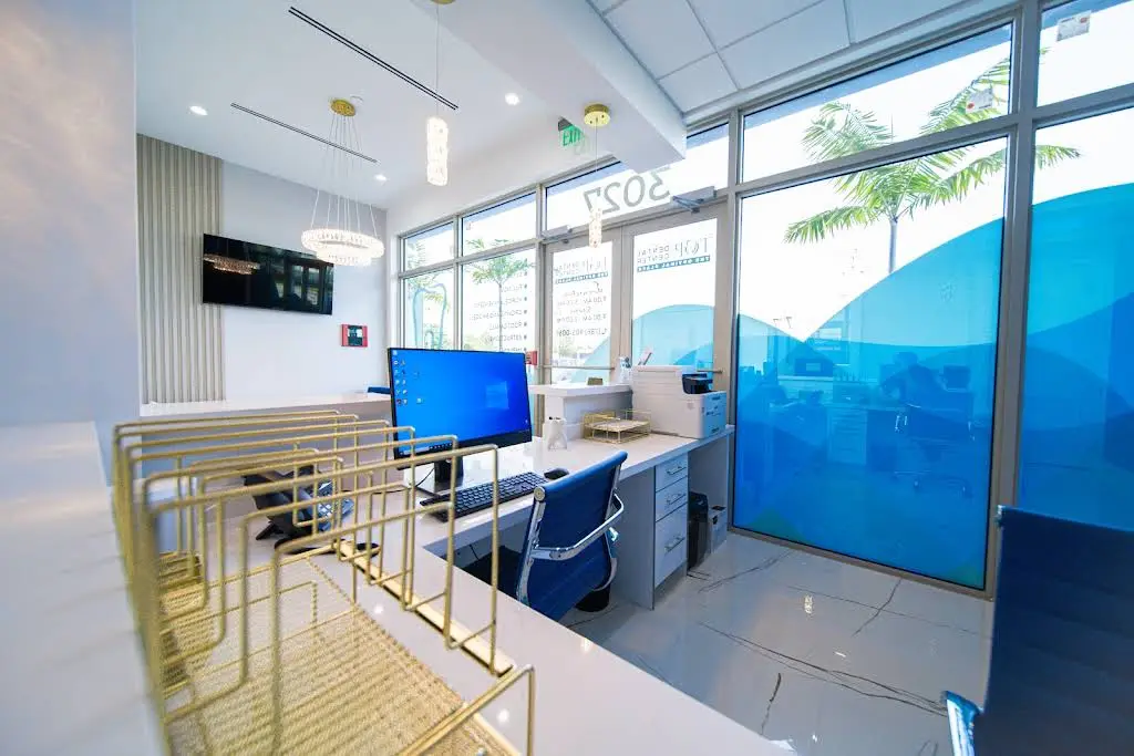TOP Dental Center