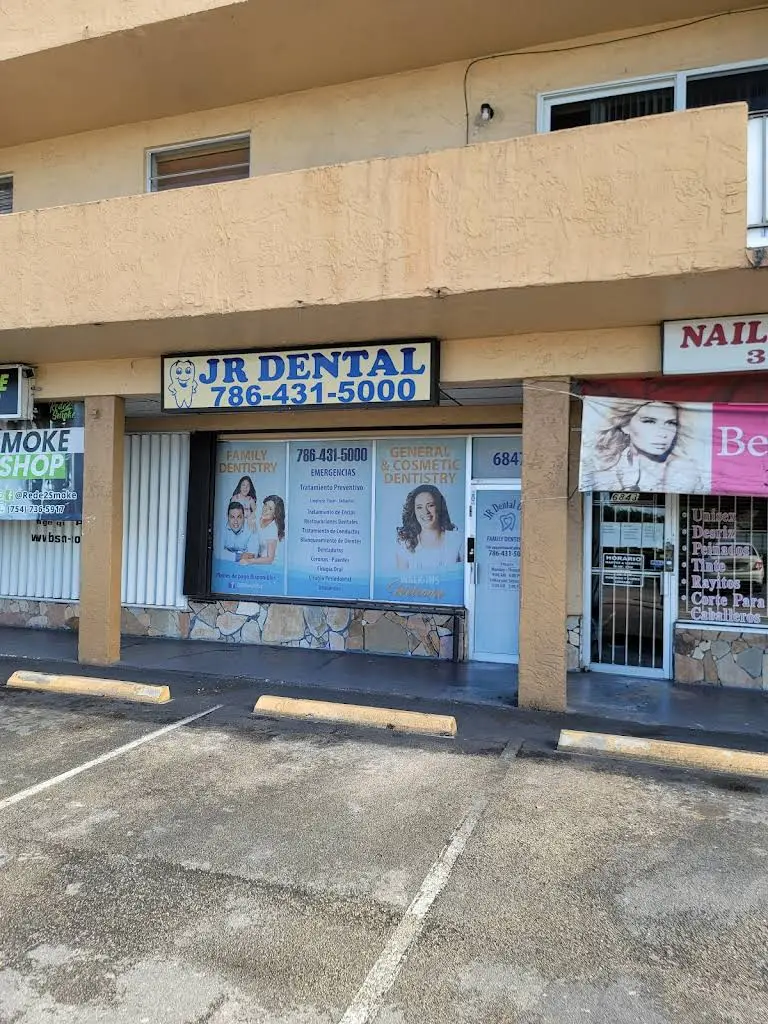 JR Dental Office - Professional dental clinic exterior with modern facilities