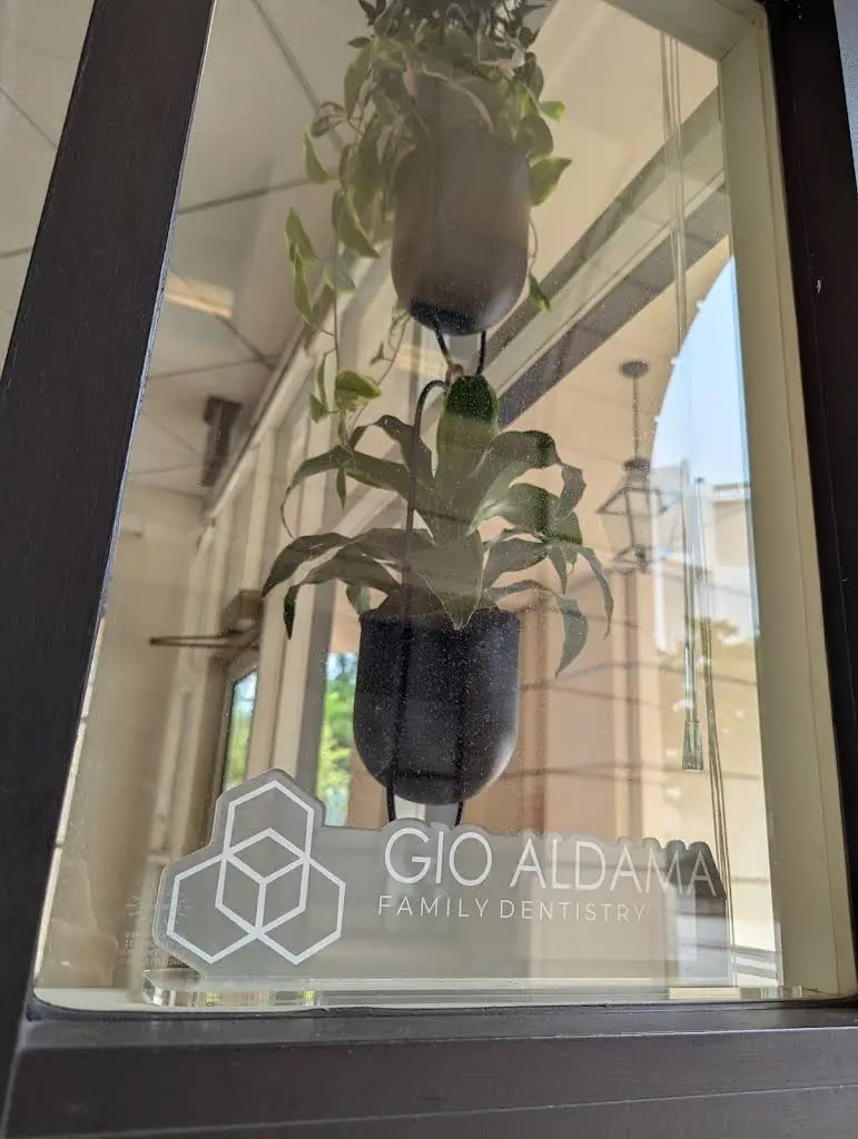 Gio Aldama Family Dentistry