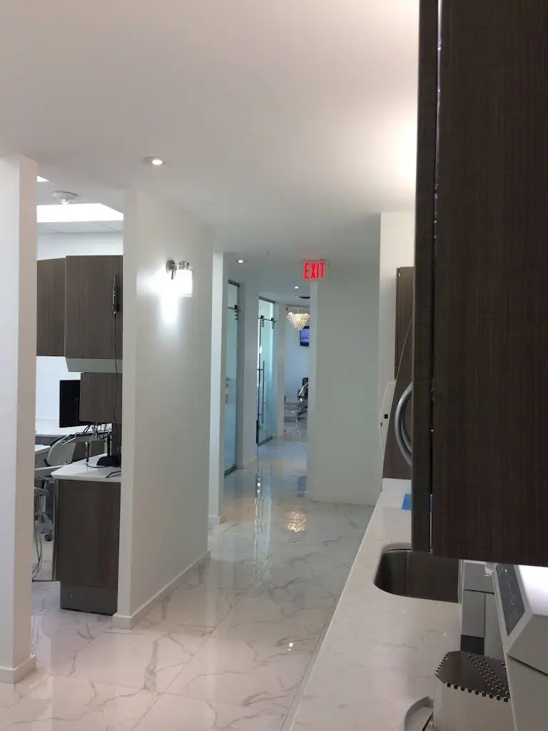 Miami Smile Institute