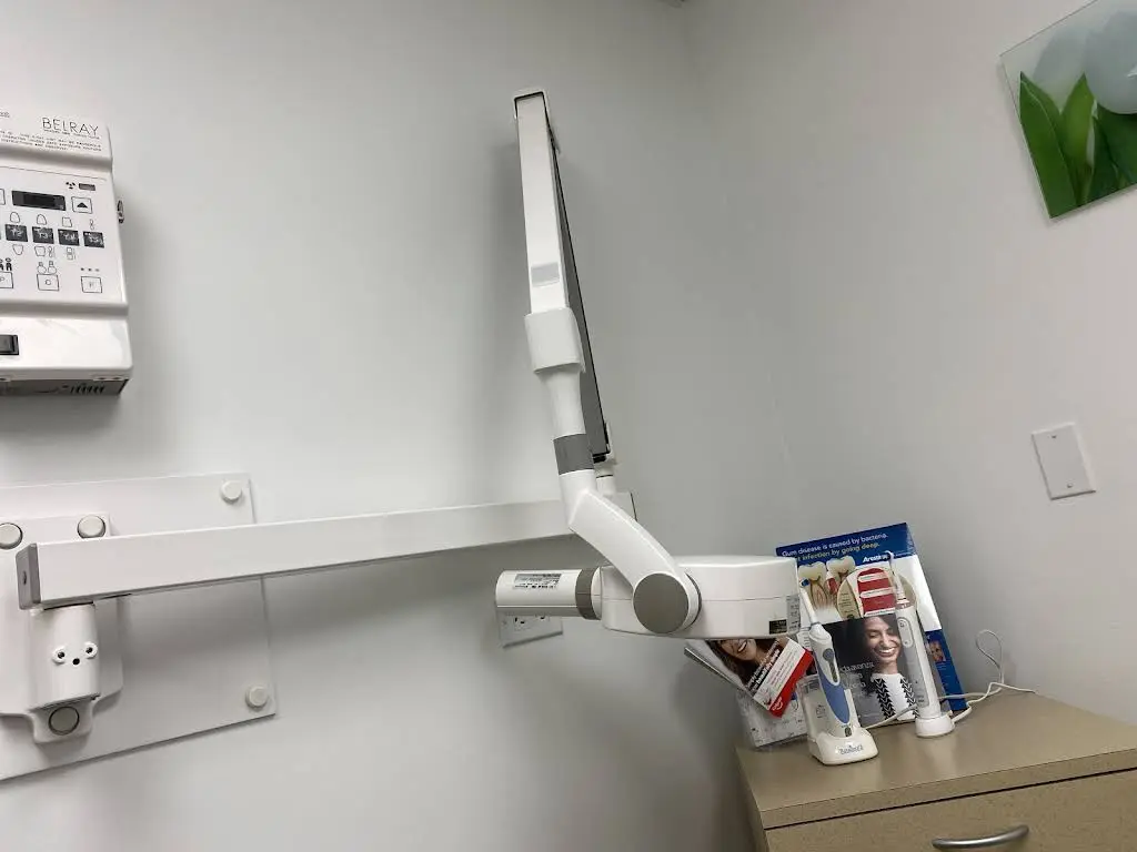 K & K Dental Associates