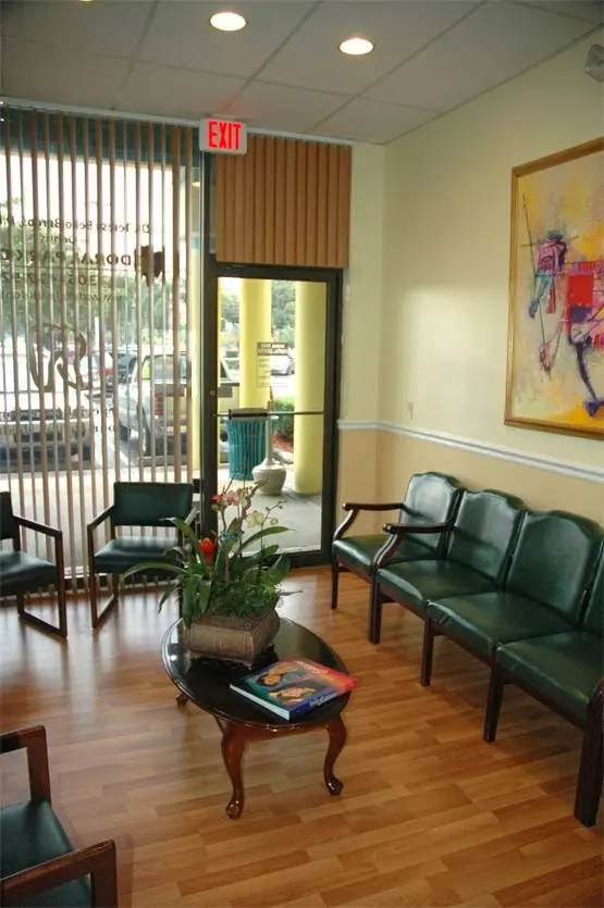 Doral Park Dental Ctr / Bello-Burgos Smiles