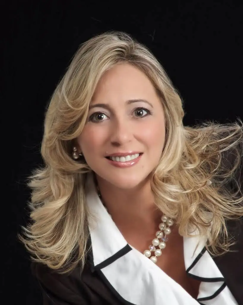 Doral Park Dental Ctr / Bello-Burgos Smiles