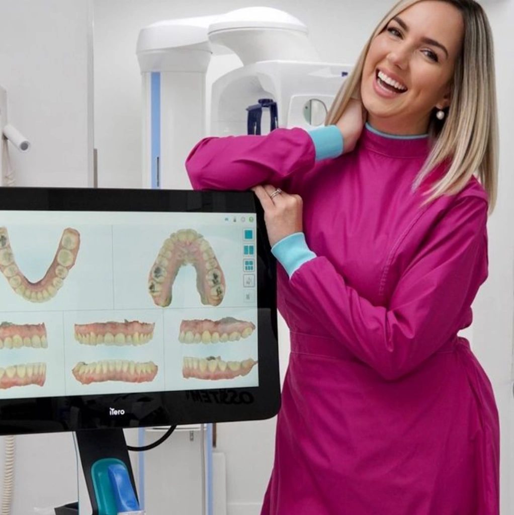 Hialeah Dental Office - Professional dental clinic exterior with modern facilities