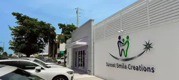 Sunset Smile Creations - Calle Ocho