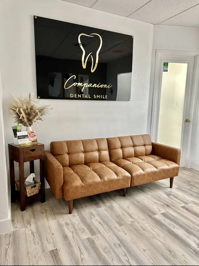 Companioni Dental Smile