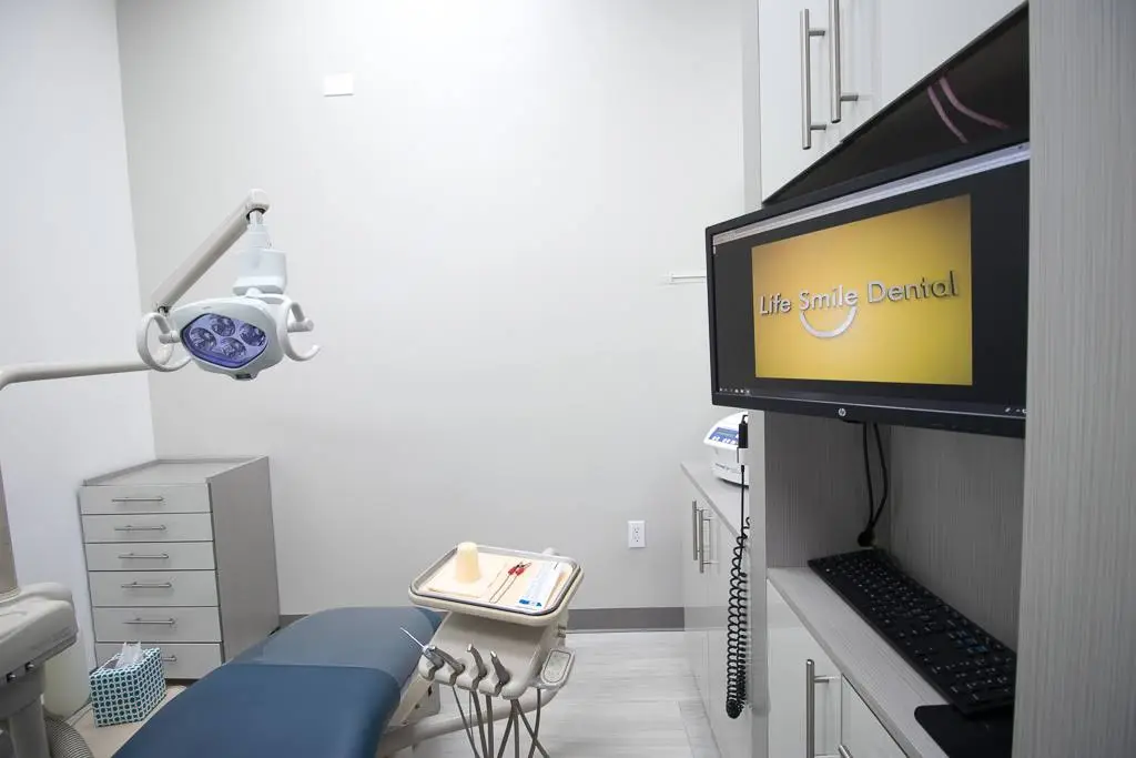 Life Smile Dental