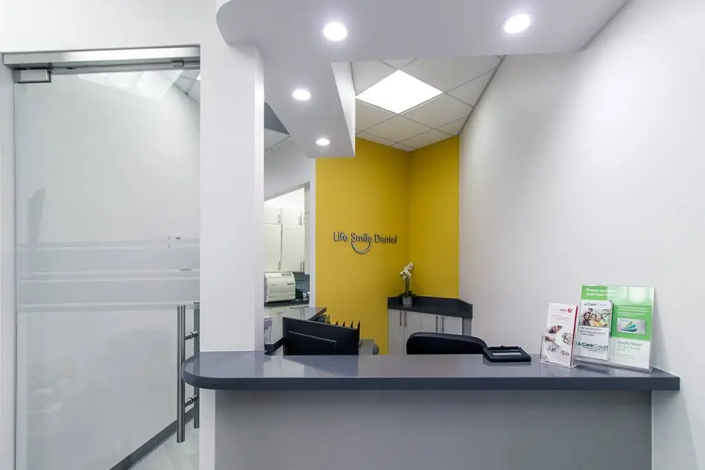 Life Smile Dental by Dr. Edgar Navarrete