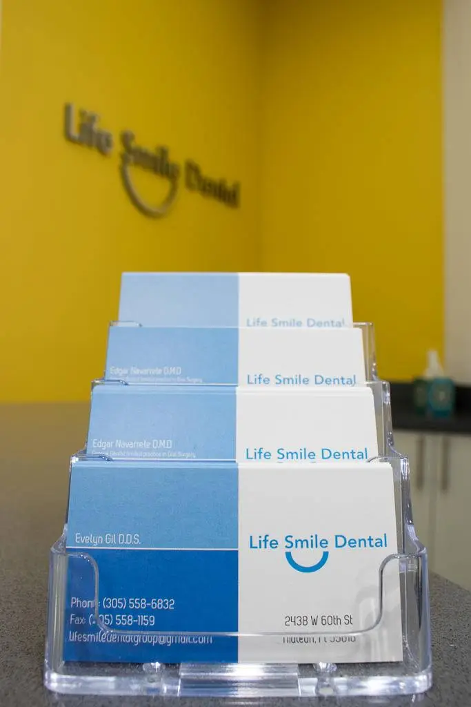 Life Smile Dental by Dr. Edgar Navarrete