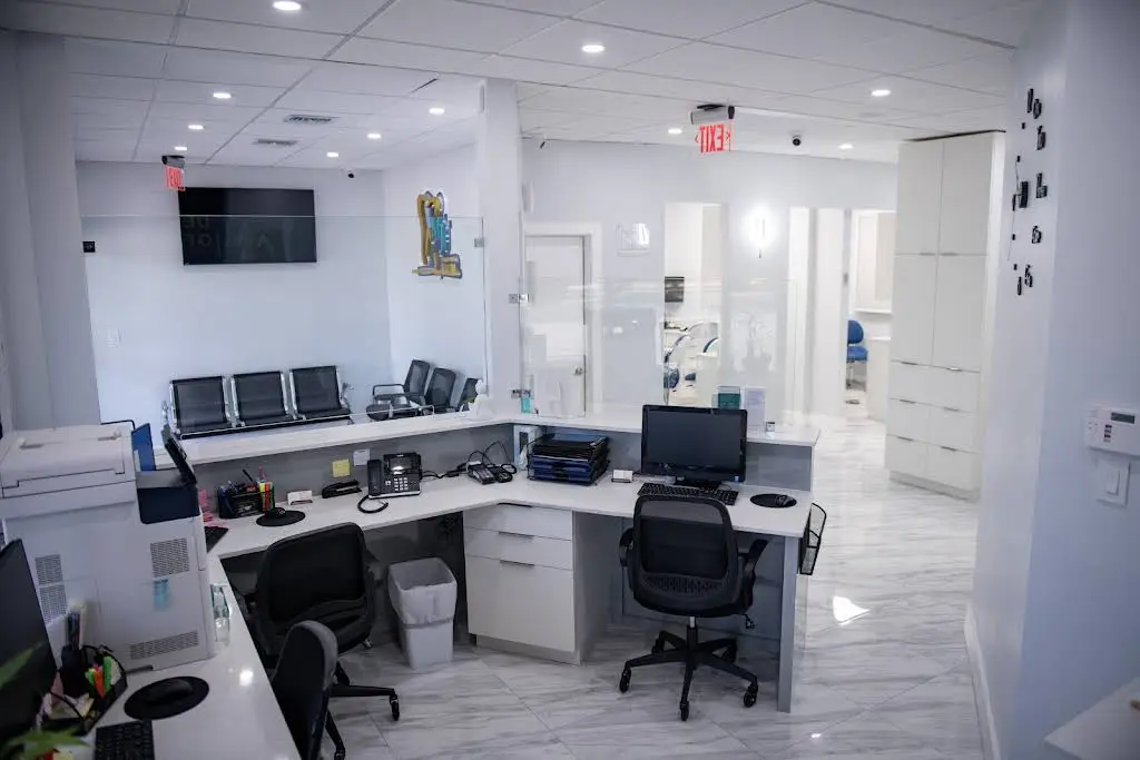 MJ Dental Office - Professional dental clinic exterior with modern facilities