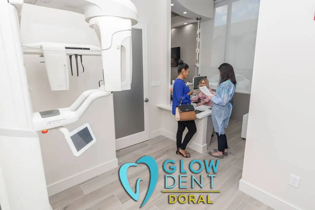 Glow Dent Doral