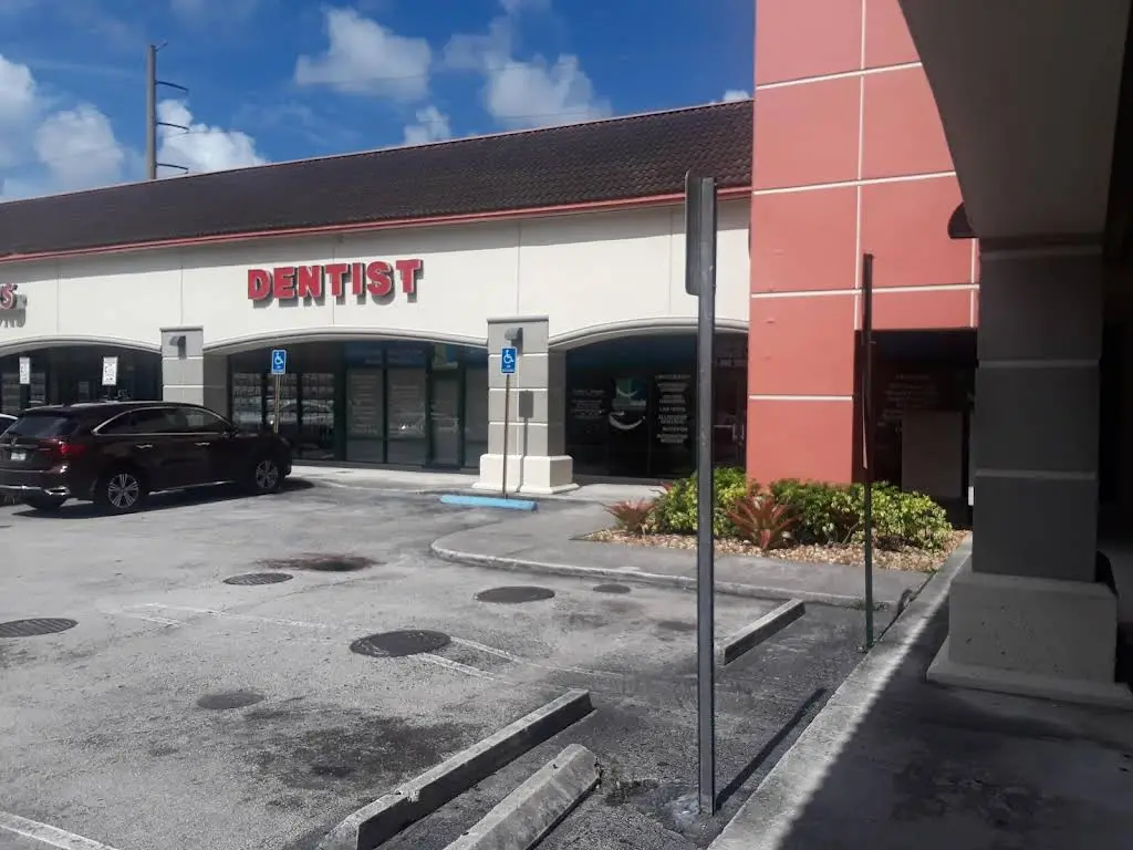 DrGSmile Smile Studio Associate Dentistry of Doral - Professional dental clinic exterior with modern facilities