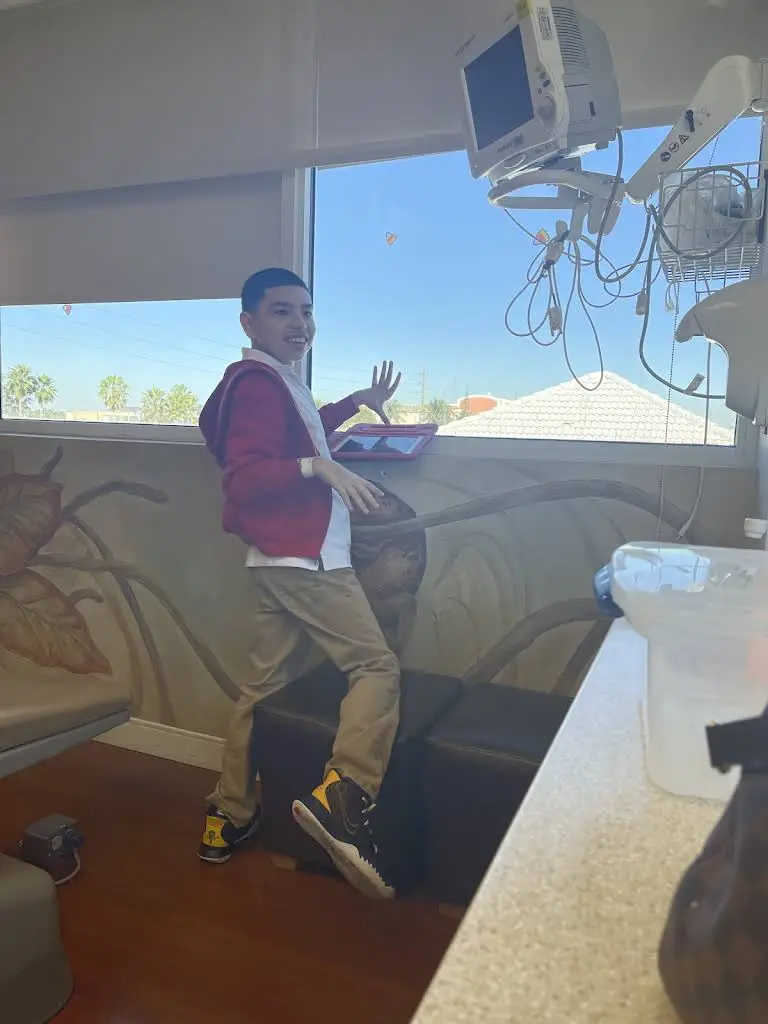 Nicklaus Children's Pediatric Dental Services