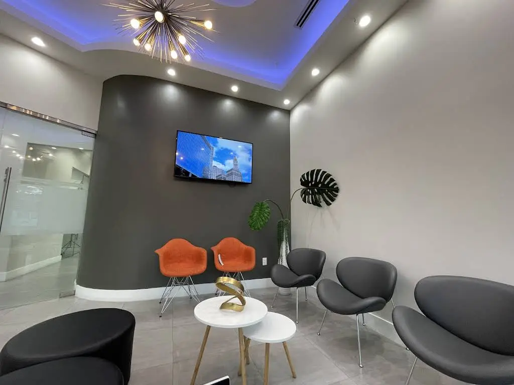 Doral Dental Studio: Andres Cuartas DDS
