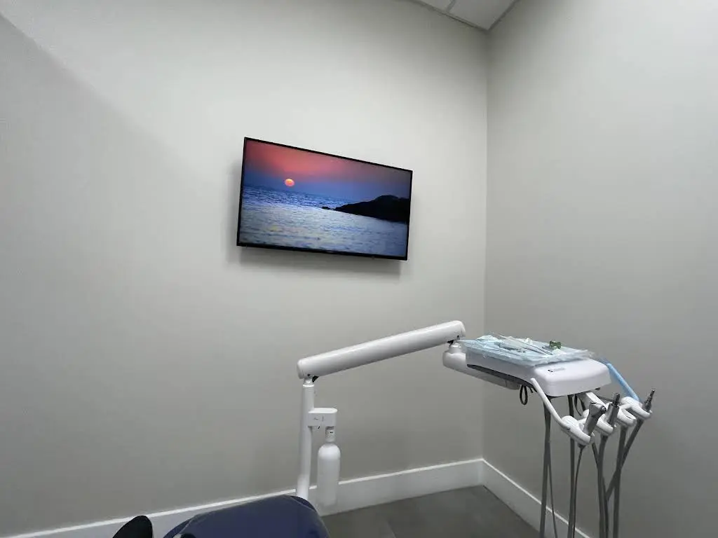 Doral Dental Studio: Andres Cuartas DDS