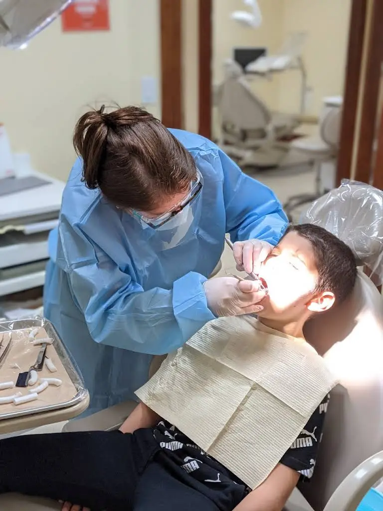 Smiles at Doral Belkis C. Del Puerto, DMD