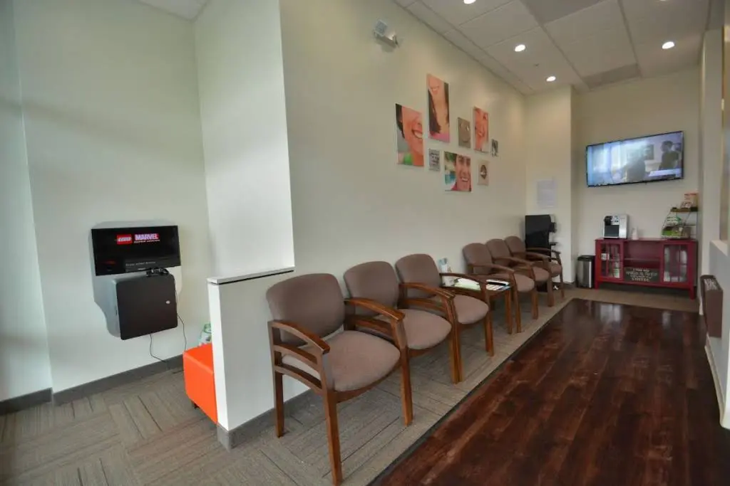 Fontainebleau Dentistry