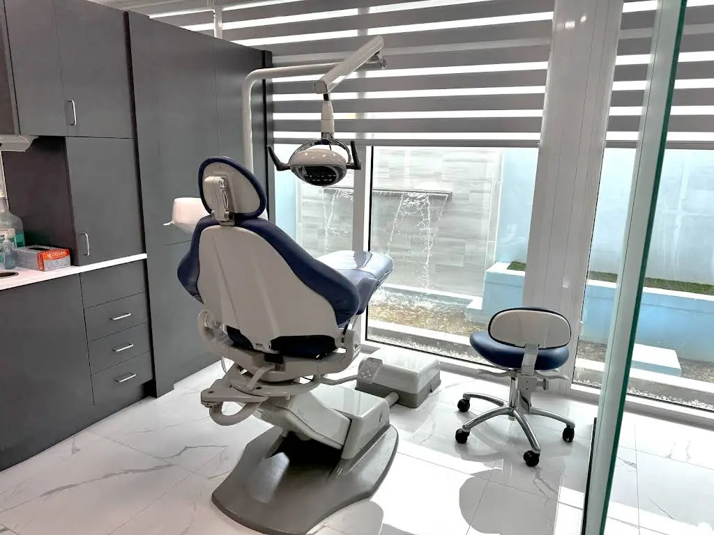 Lobaina Dental