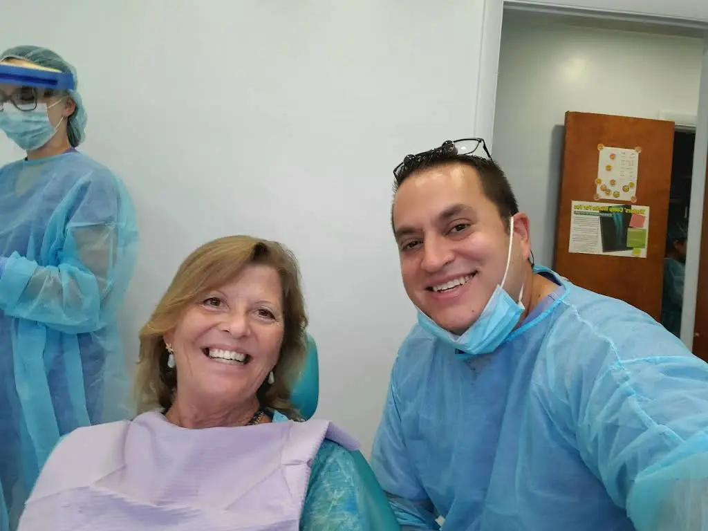 Lobaina Dental