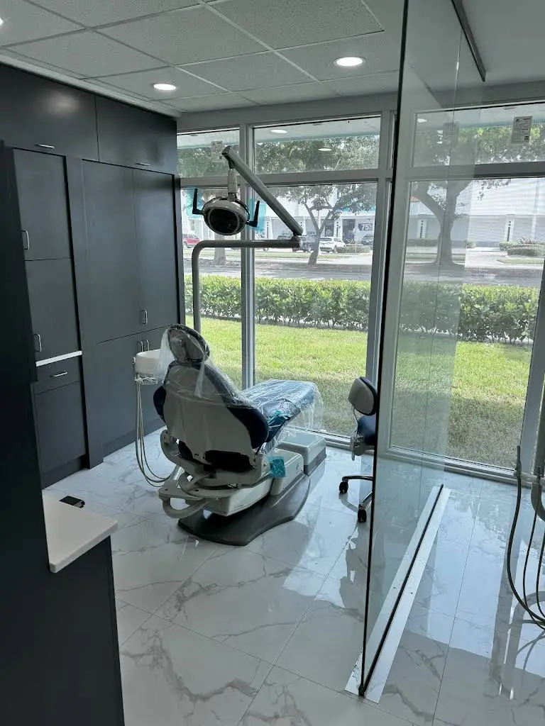 Lobaina Dental