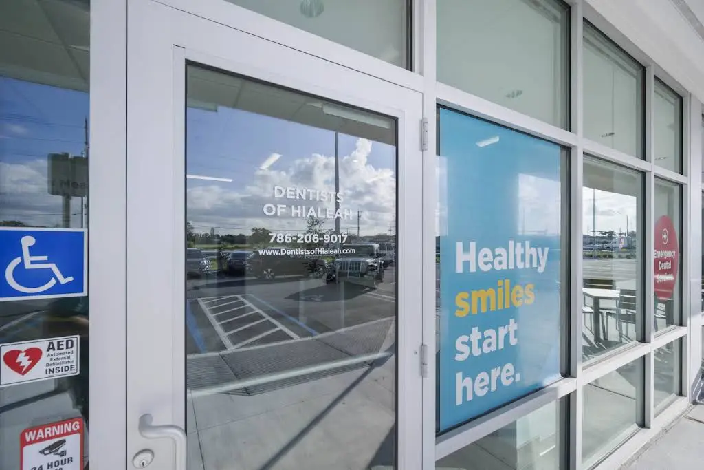 Dentists of Hialeah