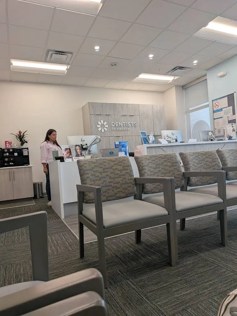 Dentists of Hialeah