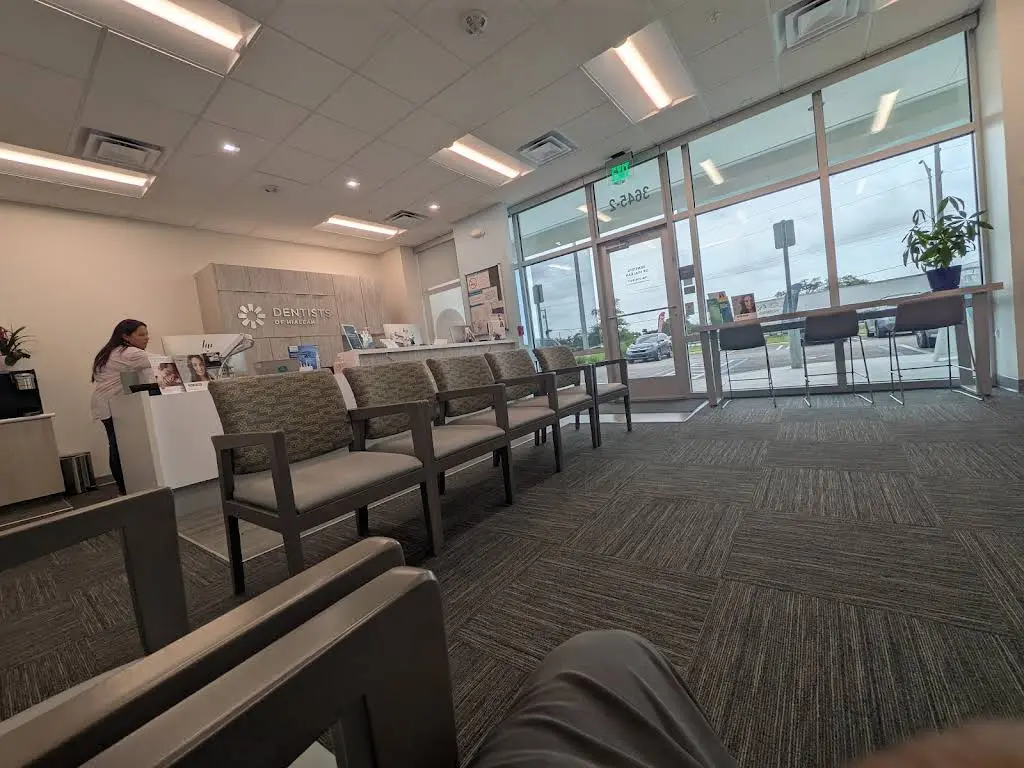 Dentists of Hialeah