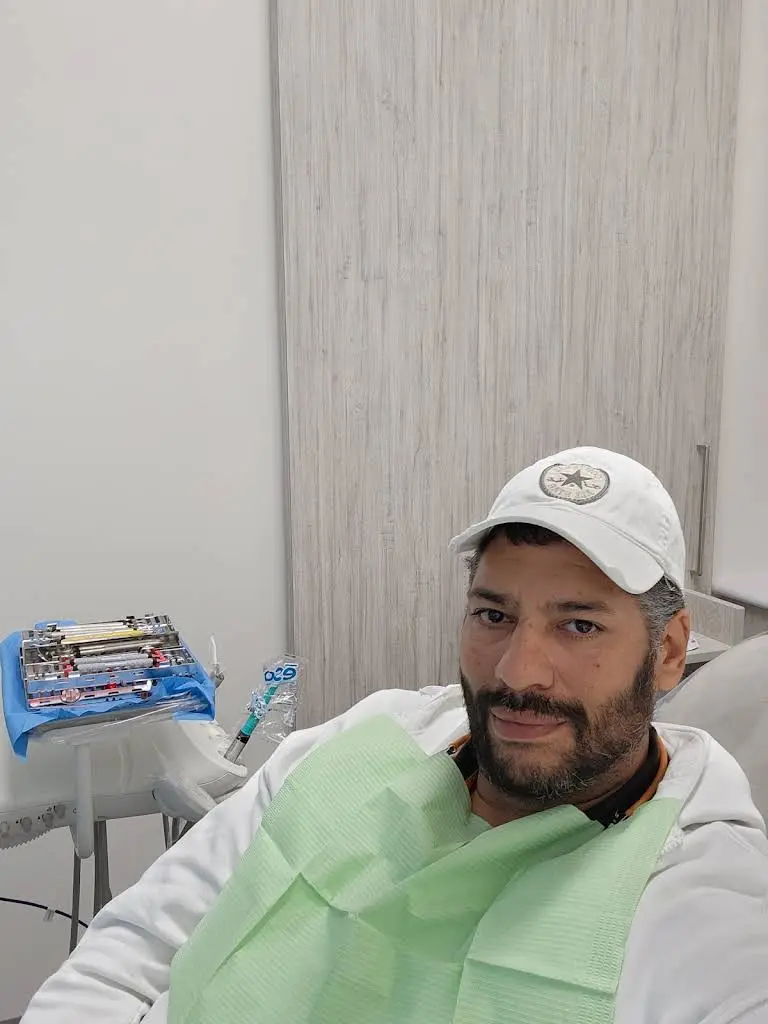 Dentists of Hialeah